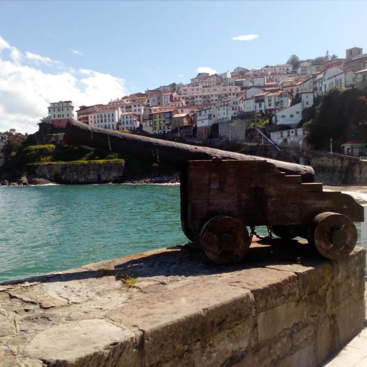 Foto de la playa de Lastres